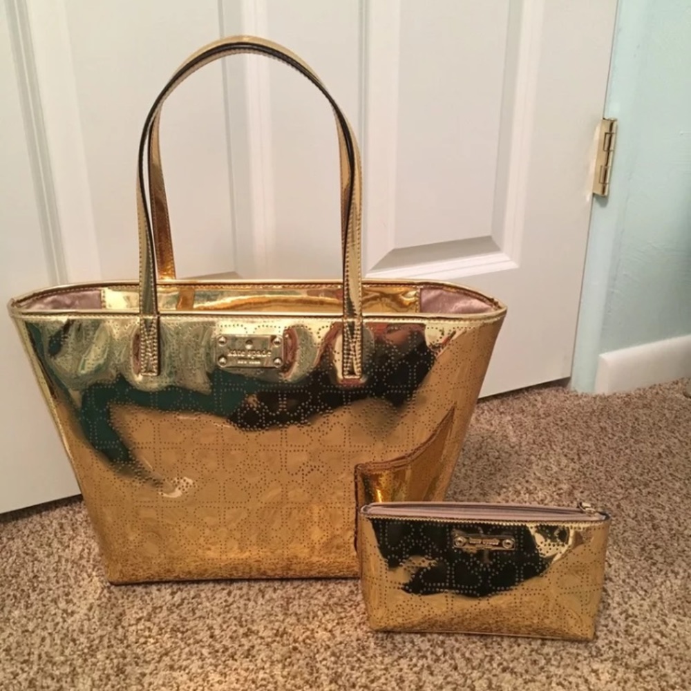 SOLD Kate Spade Metro Spade